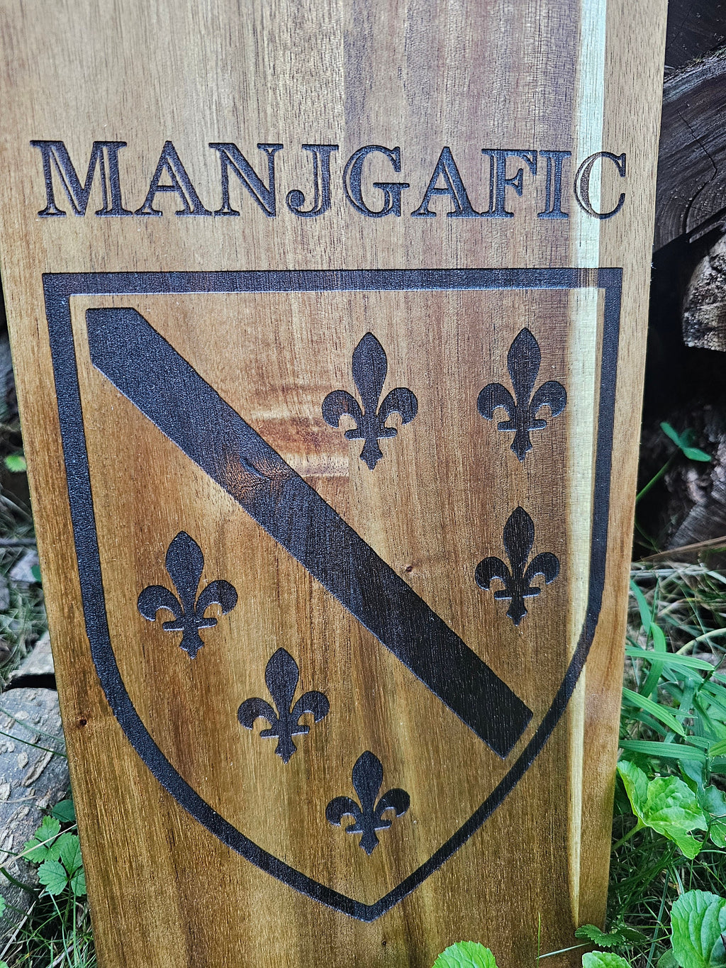 Bosnia BIH Personalized Charcuterie Wood Board/Acacia Wood Custom Serving Tray/Classic Elegant Monogram Rectangle Square/Closing Gift Bosna